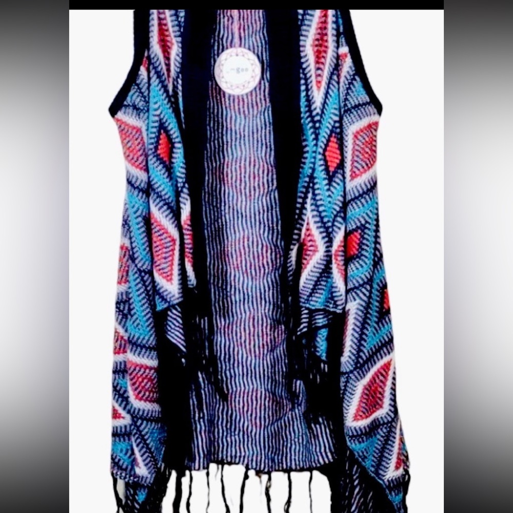 NWT Umgee Aztec print navy blue turquoise Pink Fringe Sleeveless Vest Medium